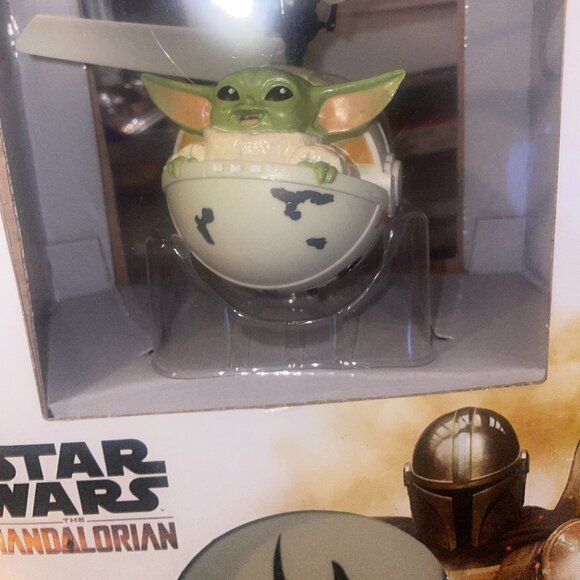 World Tech Toys Star Wars The Mandalorian Baby Yoda The Child Sculpted Head UFO - Picture 1 of 3